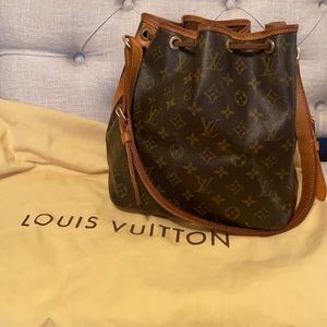 Louis Vuitton shoulder bag